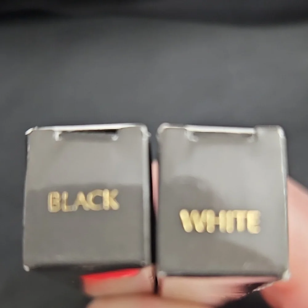 JAFRA Black And White Eye Pencil Duo